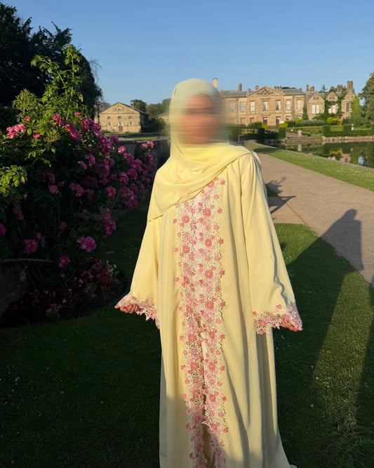 Liyana abaya